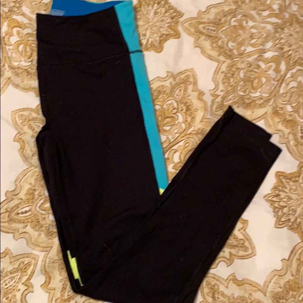 Victoria’s Secret Full-length Leggings (small)